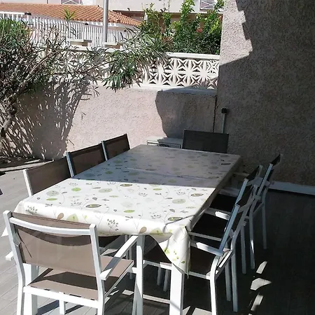 Fuer Acht Personen By Interhome Saint-Cyprien (Pyrenees-Orientales)